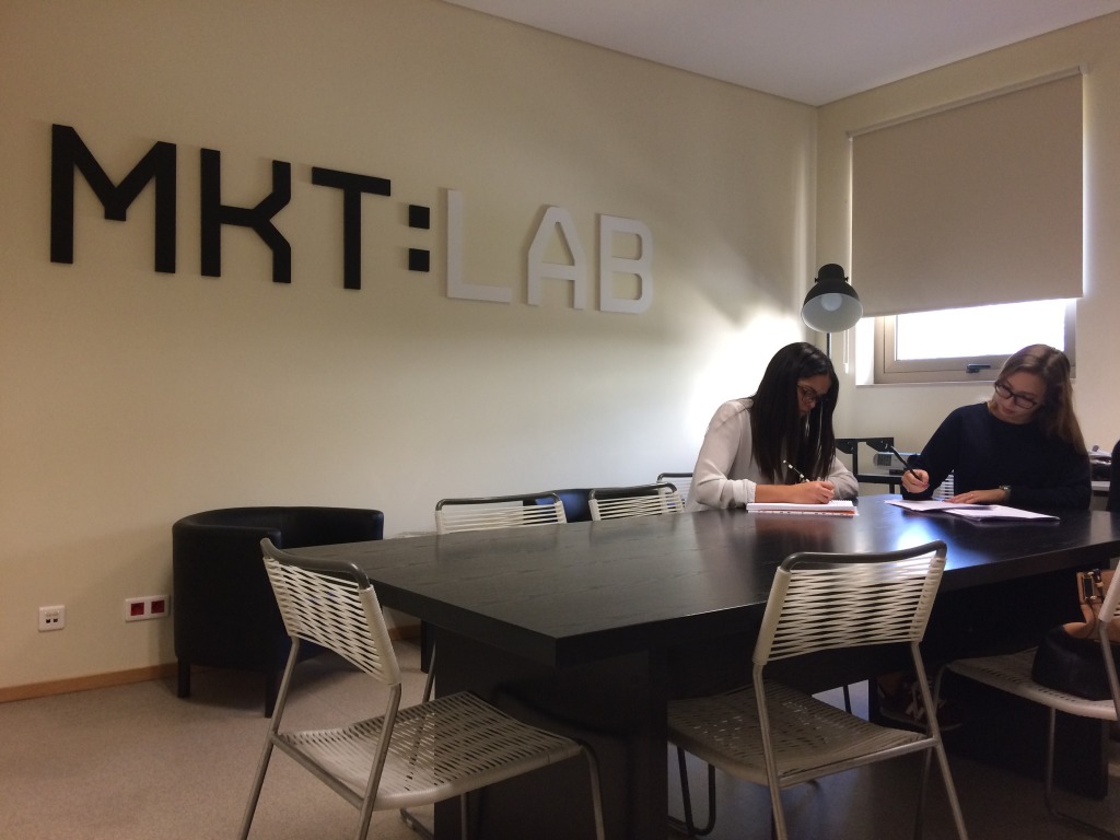 MKT:Lab Laboratório de Marketing do ISVOUGA Laboratório de Marketing do ISVOUGA, Instituto Superior de Entre Douro e Vouga
